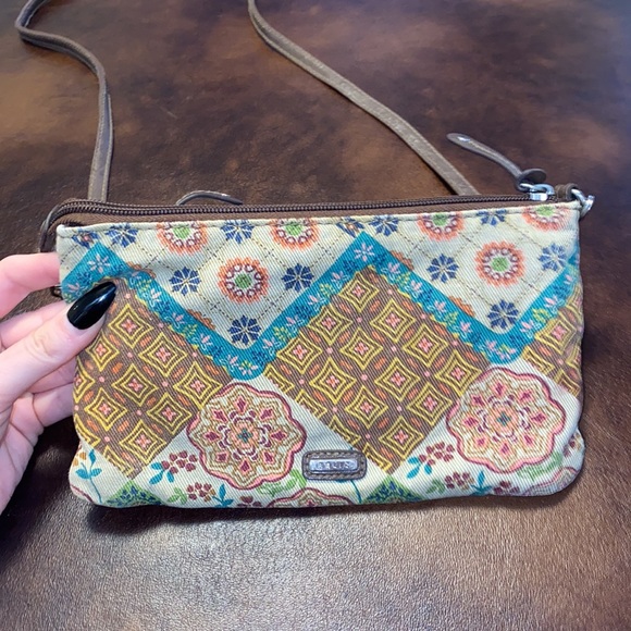 💫Patterned cross body purse! - Picture 6 of 6